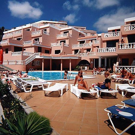 Paradise Court Aparthotel Адехе Екстериор снимка